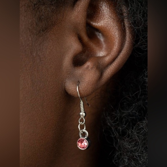 🎉HP🎊🆕Pink and Silver Paparazzi Jewelry Bundle - Picture 4 of 8